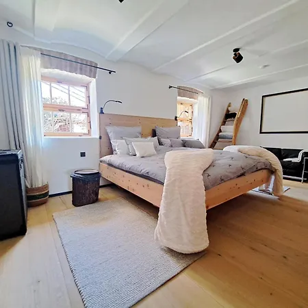 Exklusives Stall-loft 