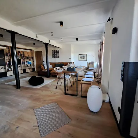 Exklusives Stall-loft 