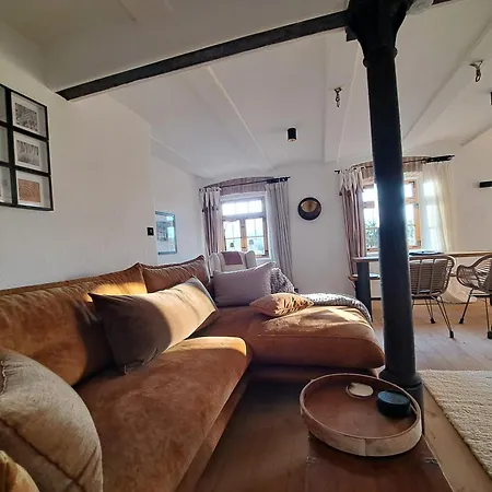 Exklusives Stall-loft Zum Pulverer - Naturdesign Hinter Historischen Mauern - Auszeit Für 2 Inmitten Des Isarwinkels Apartment