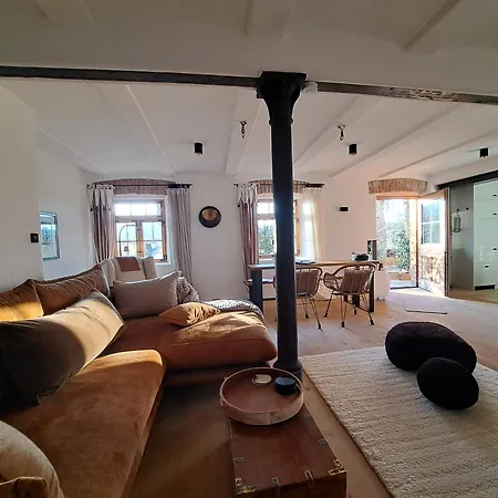 Exklusives Stall-loft 